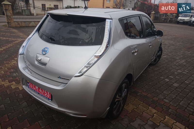 Хетчбек Nissan Leaf 2011 в Самборі фото 18 Хетчбек Nissan Leaf 2011 в Самборі