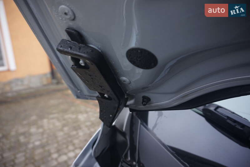 Хетчбек Nissan Leaf 2011 в Самборі фото 56 Хетчбек Nissan Leaf 2011 в Самборі