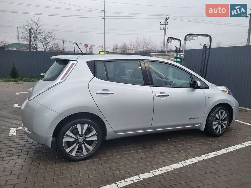 Хэтчбек Nissan Leaf 2014 в Киеве фото 4 Хэтчбек Nissan Leaf 2014 в Киеве