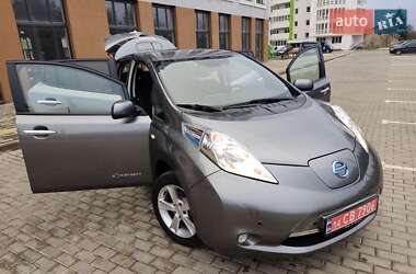 Хэтчбек Nissan Leaf 2014 в Львове