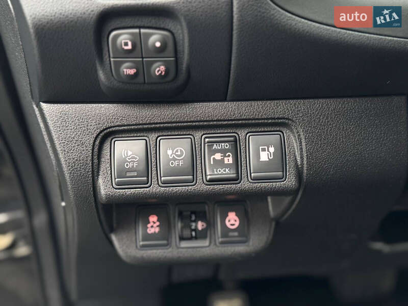 Хэтчбек Nissan Leaf 2015 в Львове фото 4 Хэтчбек Nissan Leaf 2015 в Львове