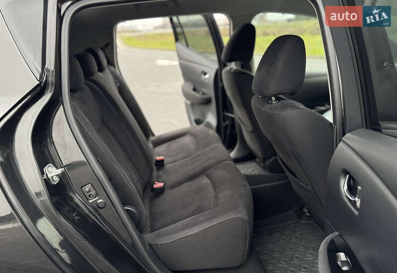 Хэтчбек Nissan Leaf 2015 в Львове фото 36 Хэтчбек Nissan Leaf 2015 в Львове