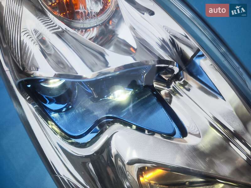 Хэтчбек Nissan Leaf 2016 в Львове