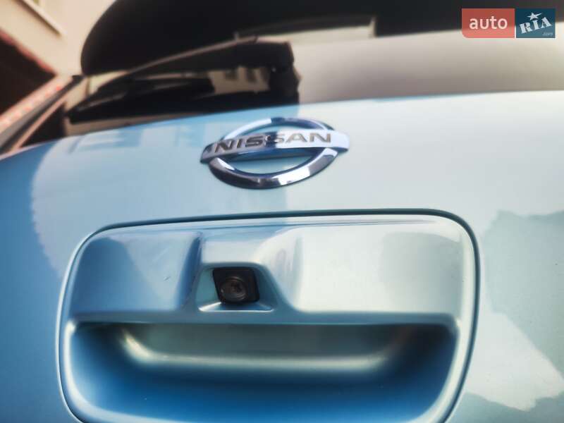 Хэтчбек Nissan Leaf 2016 в Львове