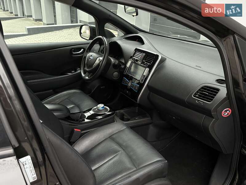 Хетчбек Nissan Leaf 2016 в Тернополі фото 30 Хетчбек Nissan Leaf 2016 в Тернополі