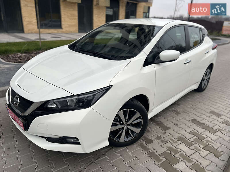 Nissan Leaf 2021