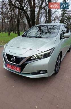 Хэтчбек Nissan Leaf 2018 в Кременчуге