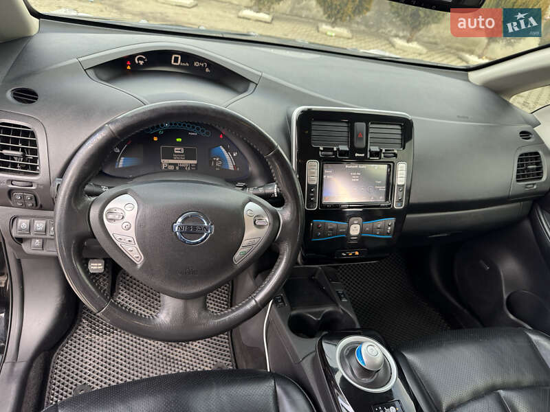Хэтчбек Nissan Leaf 2017 в Коломые