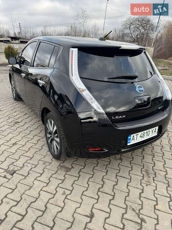 Хэтчбек Nissan Leaf 2017 в Коломые