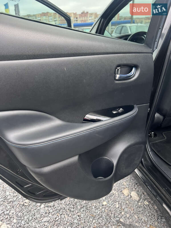 Хэтчбек Nissan Leaf 2018 в Ровно фото 19 Хэтчбек Nissan Leaf 2018 в Ровно