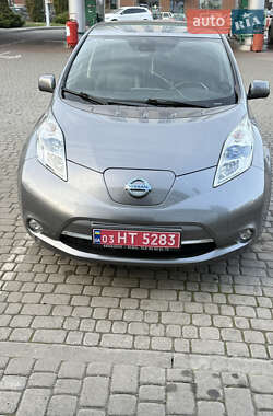 Хетчбек Nissan Leaf 2014 в Луцьку