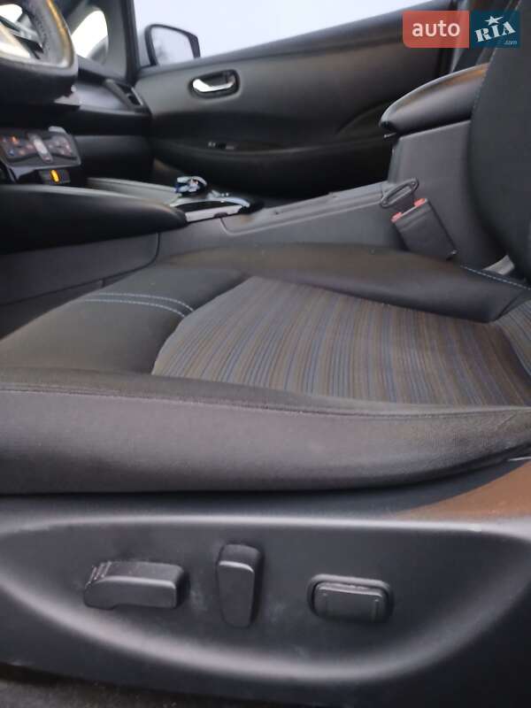 Хэтчбек Nissan Leaf 2020 в Кременчуге фото 10 Хэтчбек Nissan Leaf 2020 в Кременчуге