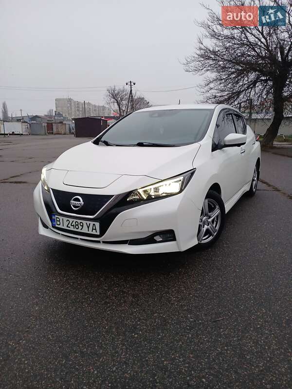 Хэтчбек Nissan Leaf 2020 в Кременчуге фото 2 Хэтчбек Nissan Leaf 2020 в Кременчуге
