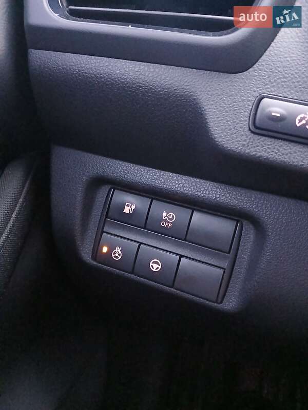 Хэтчбек Nissan Leaf 2020 в Кременчуге фото 16 Хэтчбек Nissan Leaf 2020 в Кременчуге