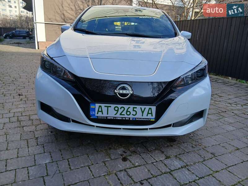 Хэтчбек Nissan Leaf 2023 в Ивано-Франковске