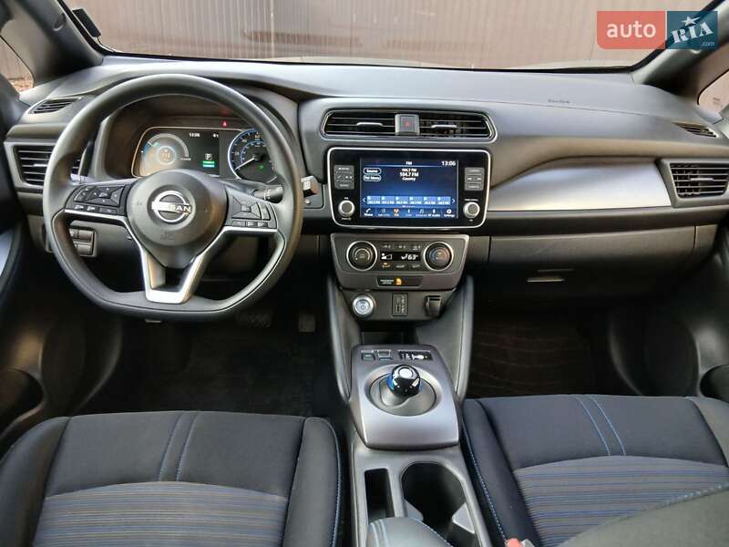 Хэтчбек Nissan Leaf 2023 в Ивано-Франковске