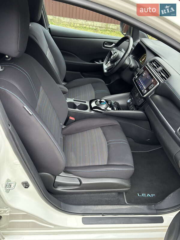 Хэтчбек Nissan Leaf 2020 в Черкассах