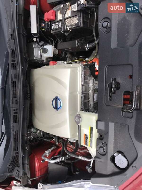 Хэтчбек Nissan Leaf 2015 в Виннице фото 3 Хэтчбек Nissan Leaf 2015 в Виннице