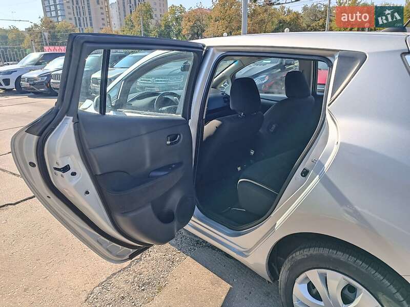 Хэтчбек Nissan Leaf 2014 в Харькове