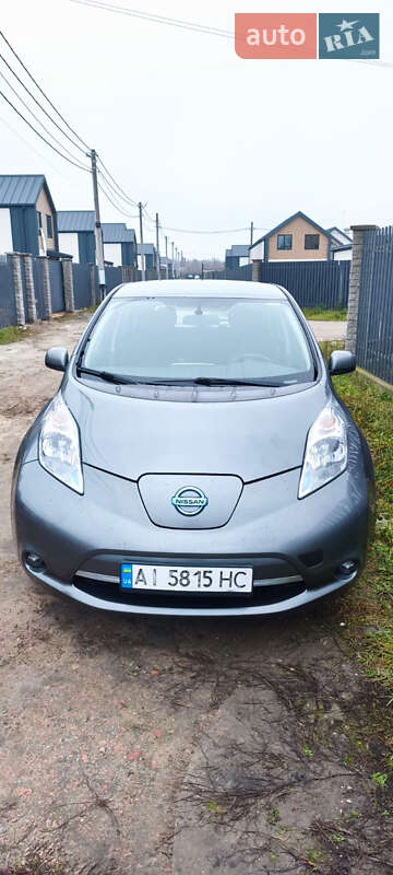 Хэтчбек Nissan Leaf 2014 в Киеве