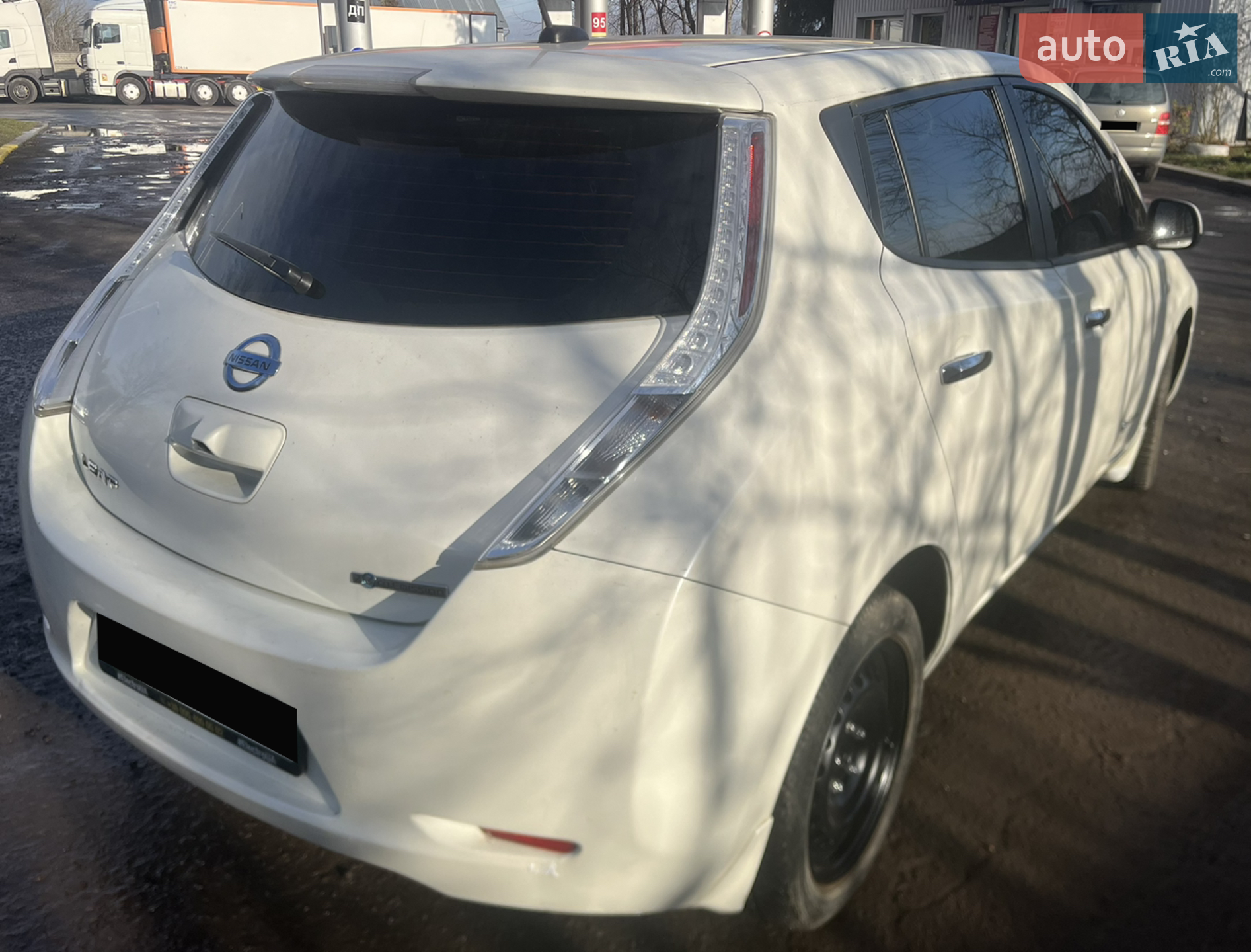 2015 Nissan Leaf - мініатюра 12