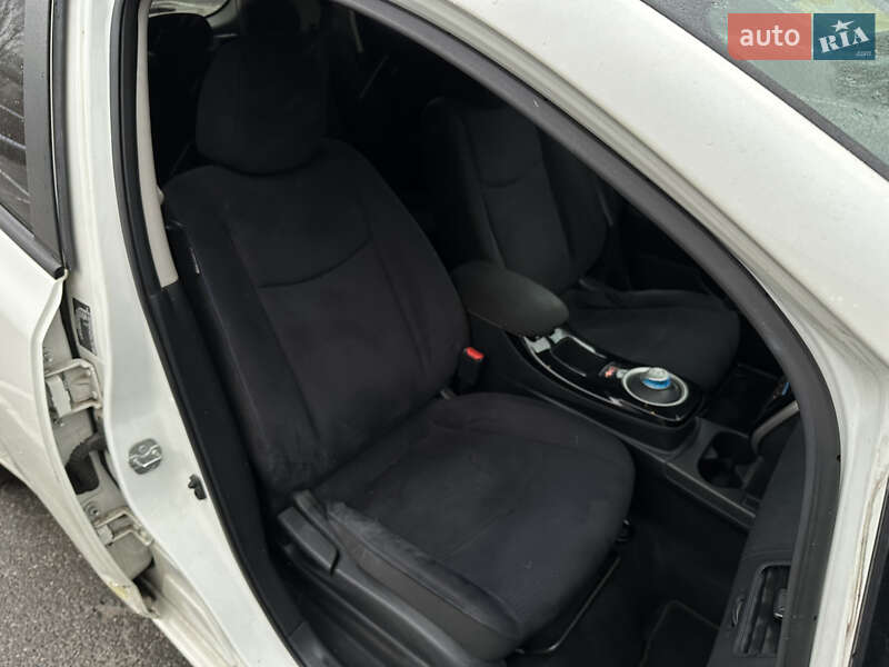 Хэтчбек Nissan Leaf 2017 в Киеве фото 31 Хэтчбек Nissan Leaf 2017 в Киеве