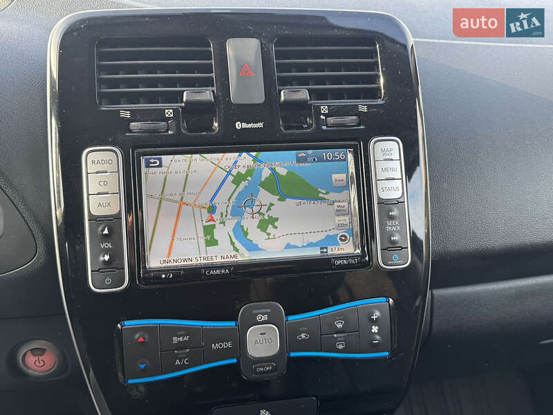 Хэтчбек Nissan Leaf 2017 в Николаеве