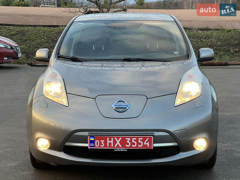 Хэтчбек Nissan Leaf 2016 в Харькове