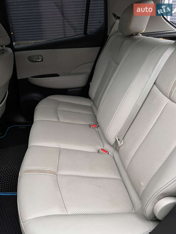 Хетчбек Nissan Leaf 2019 в Житомирі