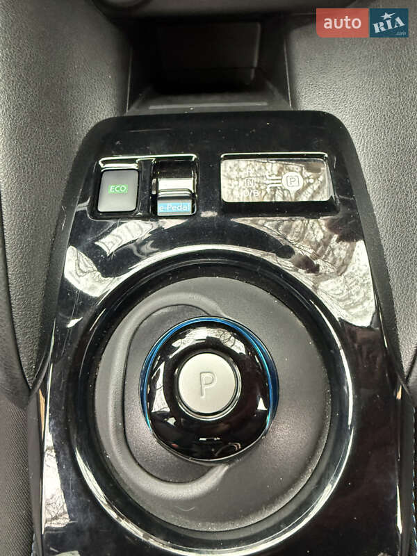 Хэтчбек Nissan Leaf 2020 в Переяславе
