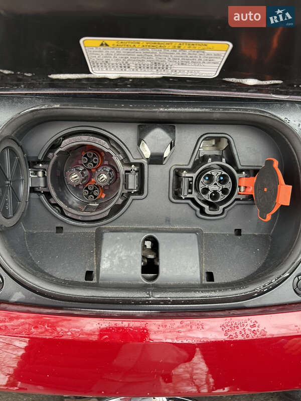 Хэтчбек Nissan Leaf 2020 в Переяславе