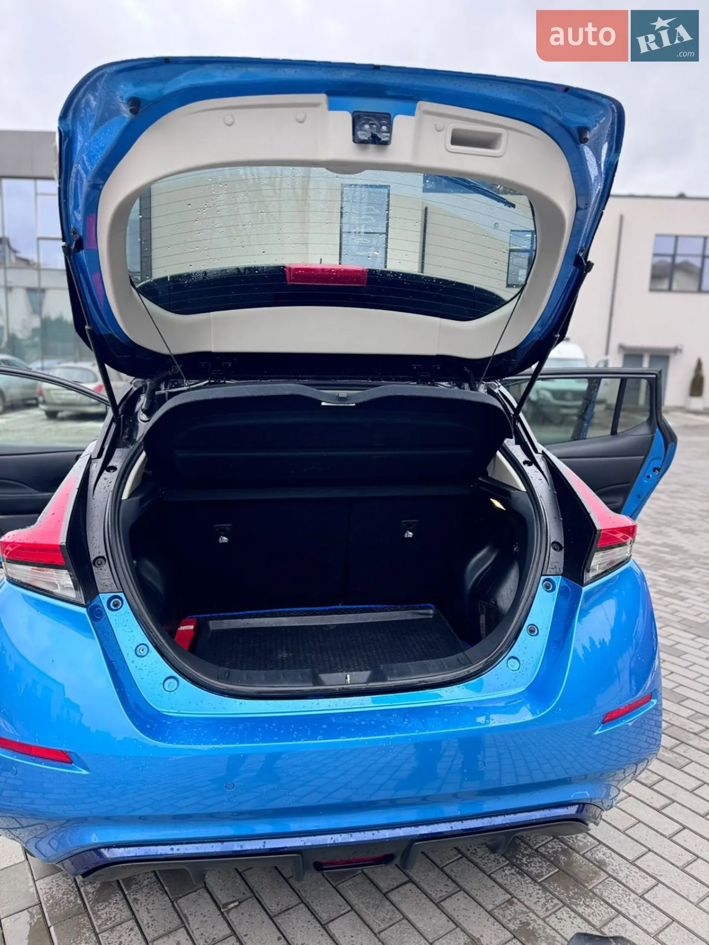 2020 Nissan Leaf - мініатюра 14