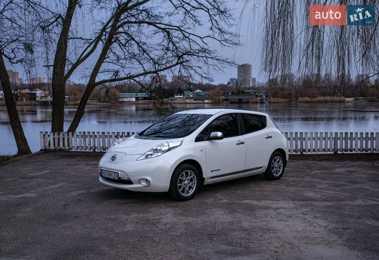 2012 Nissan Leaf - мініатюра 15