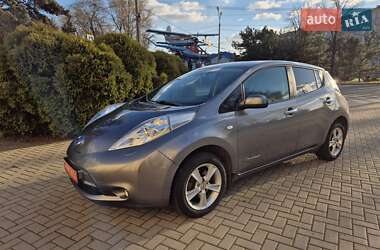 Хэтчбек Nissan Leaf 2015 в Днепре