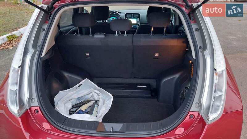 Хэтчбек Nissan Leaf 2015 в Фастове