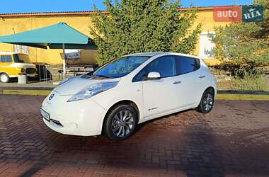 Хэтчбек Nissan Leaf 2014 в Ровно