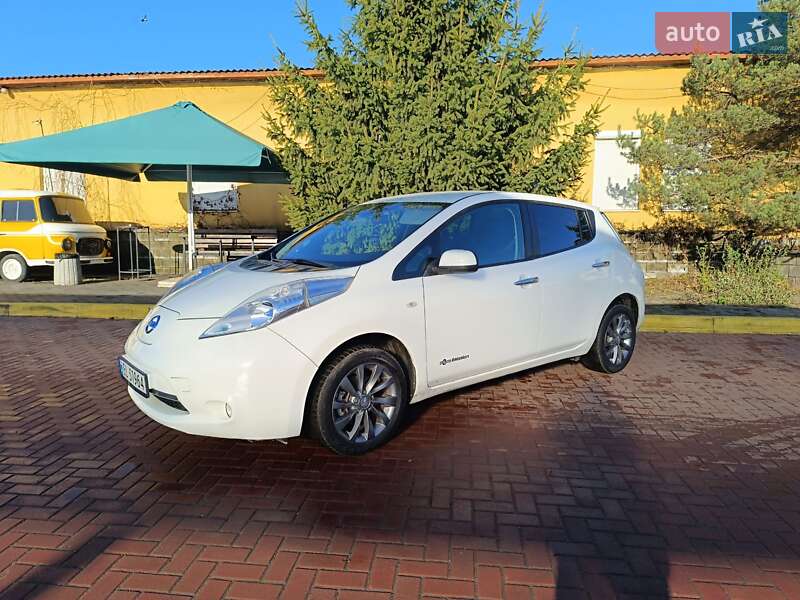 Nissan Leaf 2014