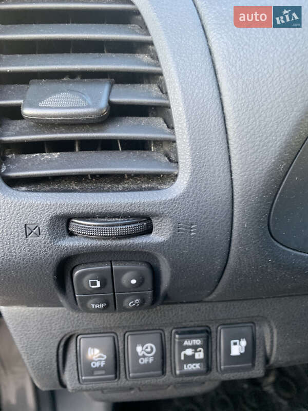 Хетчбек Nissan Leaf 2014 в Луцьку фото 25 Хетчбек Nissan Leaf 2014 в Луцьку