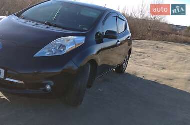 Хэтчбек Nissan Leaf 2016 в Львове