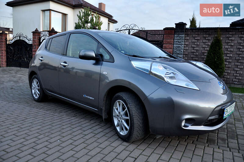 Хетчбек Nissan Leaf 2014 в Рівному