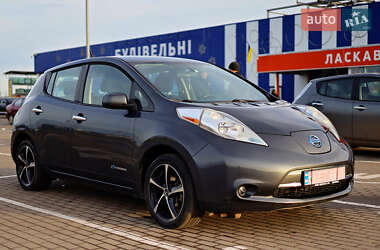 Хэтчбек Nissan Leaf 2013 в Нововолынске