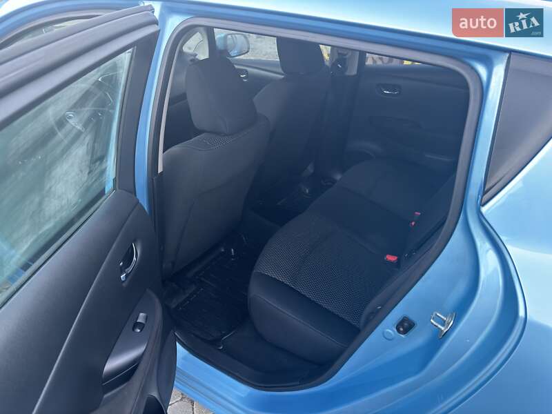 Хэтчбек Nissan Leaf 2015 в Львове фото 9 Хэтчбек Nissan Leaf 2015 в Львове