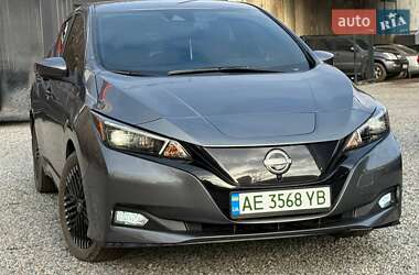 Хэтчбек Nissan Leaf 2024 в Днепре