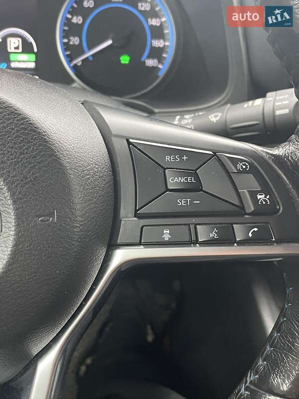 Хэтчбек Nissan Leaf 2018 в Полтаве