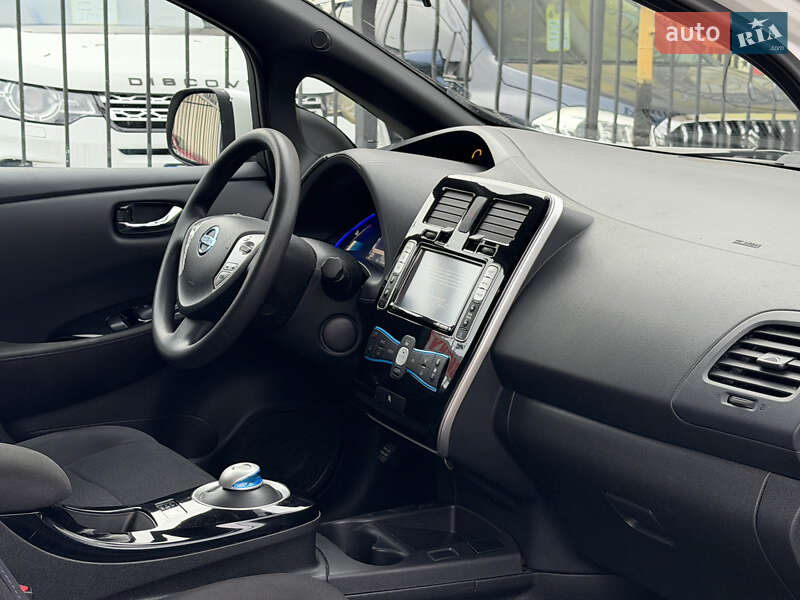 Хэтчбек Nissan Leaf 2014 в Николаеве фото 12 Хэтчбек Nissan Leaf 2014 в Николаеве