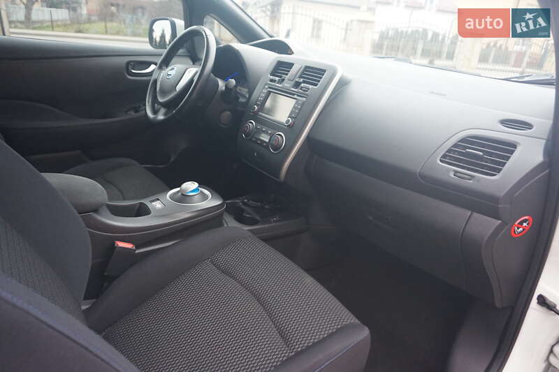 Хетчбек Nissan Leaf 2013 в Самборі фото 42 Хетчбек Nissan Leaf 2013 в Самборі