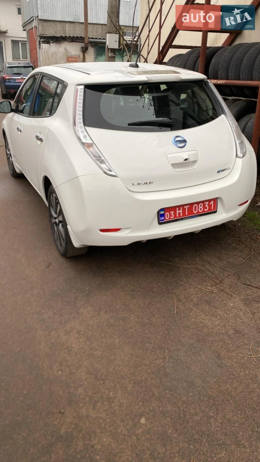 2015 Nissan Leaf - мініатюра 2