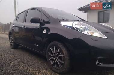 Хэтчбек Nissan Leaf 2012 в Луцке