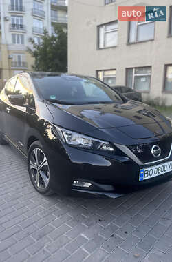 Хэтчбек Nissan Leaf 2019 в Тернополе