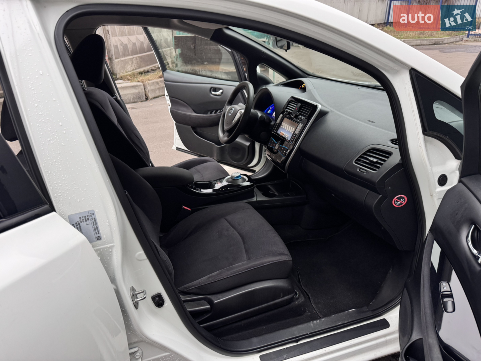 2016 Nissan Leaf - мініатюра 16
